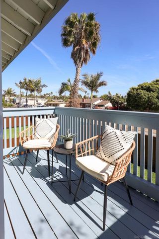 660 Santa Fe Dr., Encinitas, CA 92024