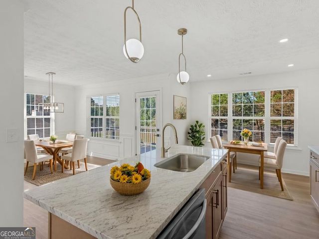 6060 Winston Trace, Mcdonough, GA 30252