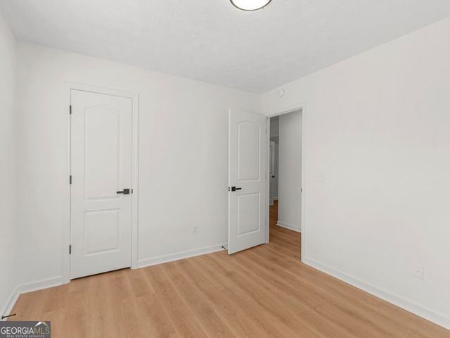 6060 Winston Trace, Mcdonough, GA 30252