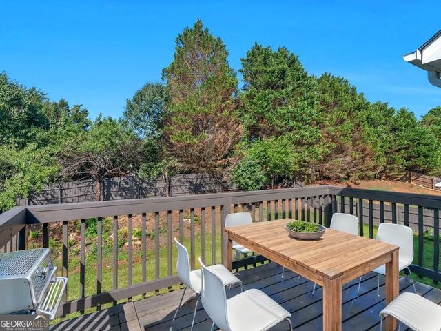 6060 Winston Trace, Mcdonough, GA 30252