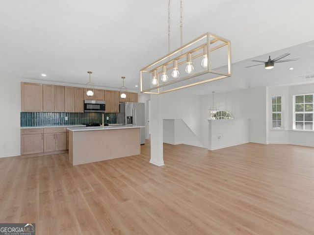 6060 Winston Trace, Mcdonough, GA 30252