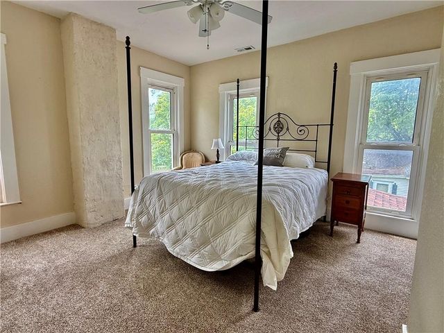 121 W Royle Street, Richmond, MO 64085