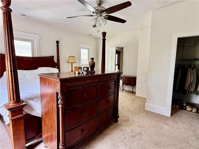 121 W Royle Street, Richmond, MO 64085