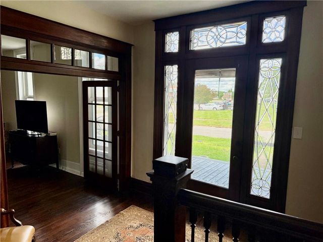 121 W Royle Street, Richmond, MO 64085