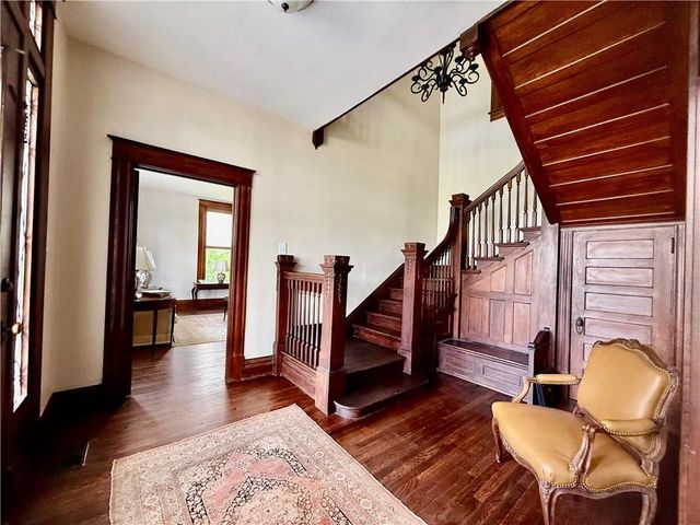 121 W Royle Street, Richmond, MO 64085