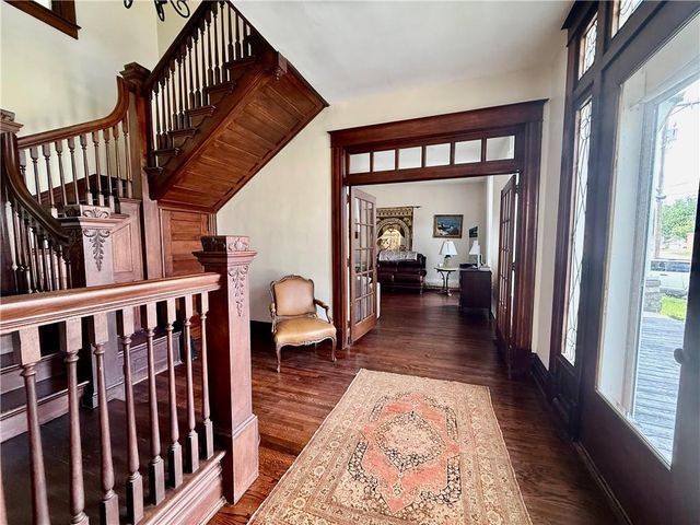 121 W Royle Street, Richmond, MO 64085
