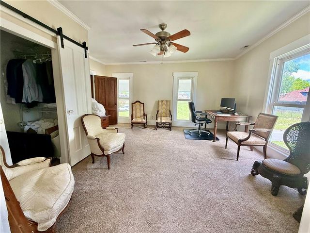 121 W Royle Street, Richmond, MO 64085