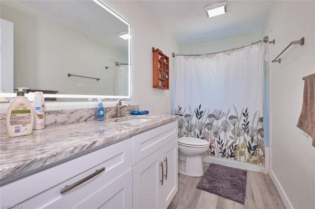 2213 River Pine DR, Fort Myers, FL 33905