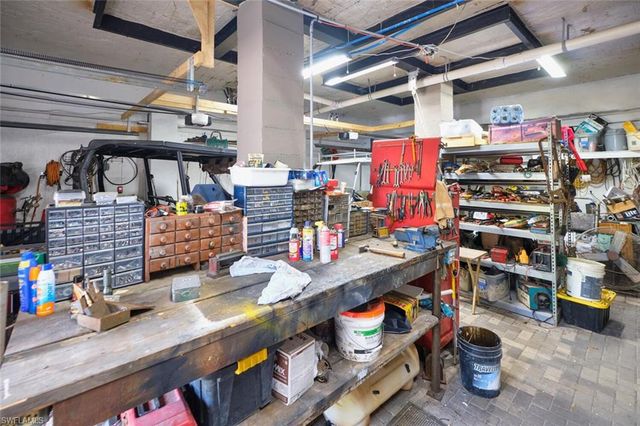 2213 River Pine DR, Fort Myers, FL 33905