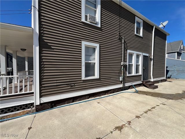 1726 Starkweather Avenue, Cleveland, OH 44113