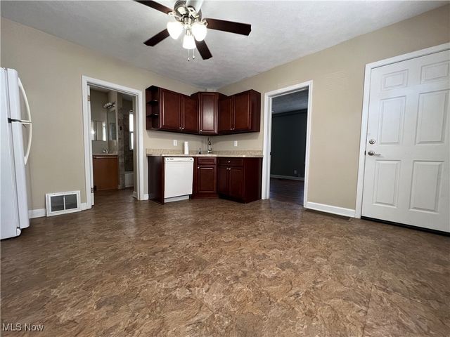 1726 Starkweather Avenue, Cleveland, OH 44113