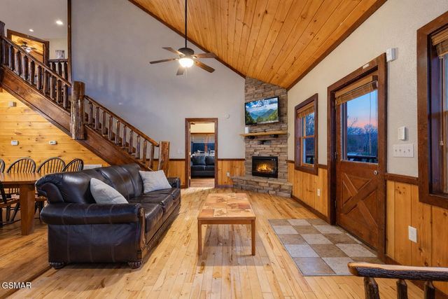 203 Amet Way, Cosby, TN 37722