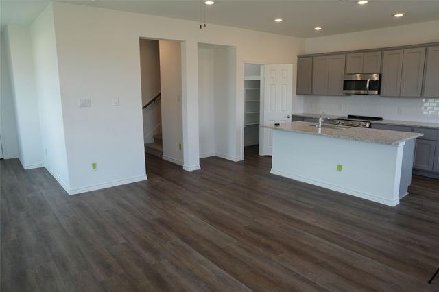 408 Cedar Chase Court, Dayton, TX 77535