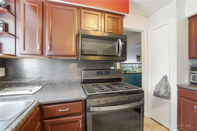 2585 Fulbourne Drive, Colerain Twp, OH 45231