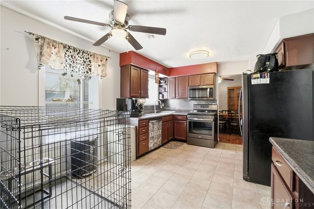 2585 Fulbourne Drive, Colerain Twp, OH 45231