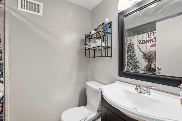 2585 Fulbourne Drive, Colerain Twp, OH 45231