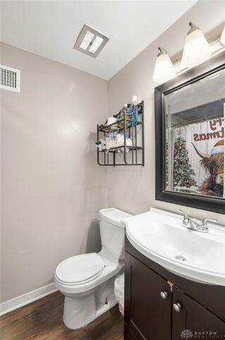 2585 Fulbourne Drive, Colerain Twp, OH 45231