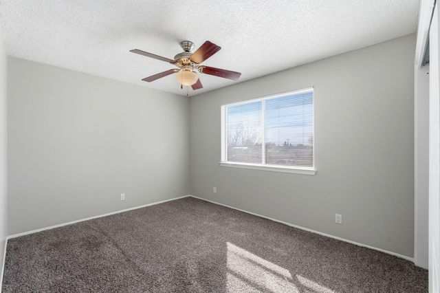 408 Rainbow Court SE, Albuquerque, NM 87123