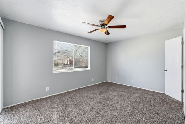 408 Rainbow Court SE, Albuquerque, NM 87123
