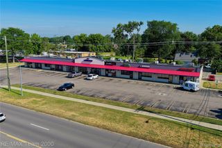 28420 5 Mile Road, Livonia, MI 48154