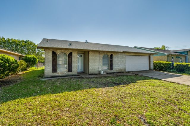 1721 Dell Oak Drive, Garland, TX 75040