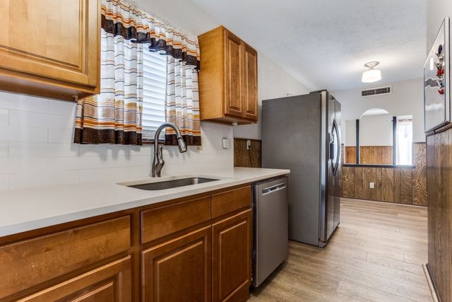 1721 Dell Oak Drive, Garland, TX 75040