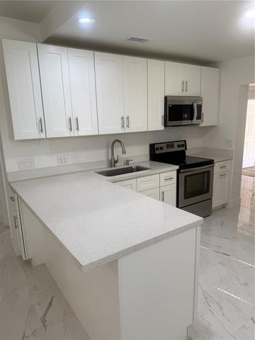 305 ANN STREET, Edgewater, FL 32132