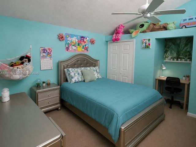 633 N University Dr 14, Plantation, FL 33324