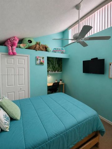 633 N University Dr 14, Plantation, FL 33324