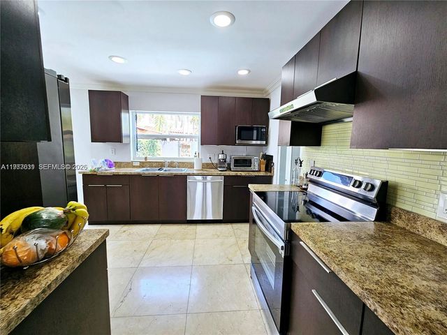 13217 SW 9th Ln 1, Miami, FL 33184