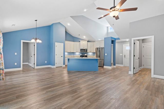 300 Purdue Ct., Galivants Ferry, SC 29544