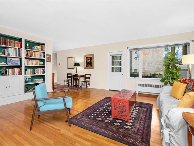 49 Harvard Ave 4, Brookline, MA 02446