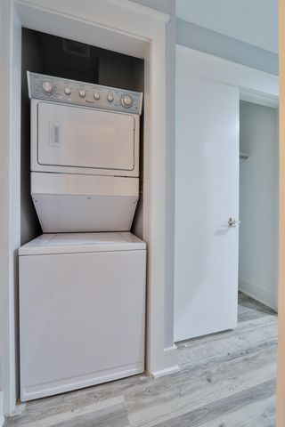 715 W 13th Street E, Houston, TX 77008