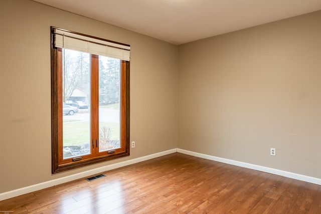 12113 Volpe Drive, Sterling Heights, MI 48312