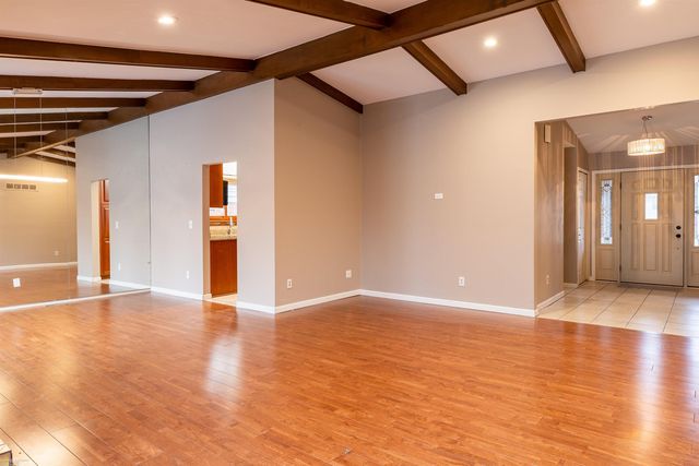 12113 Volpe Drive, Sterling Heights, MI 48312