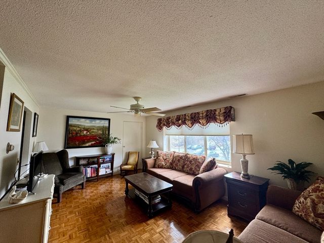 300 Park Terrace Dr. 322, Stoneham, MA 02180