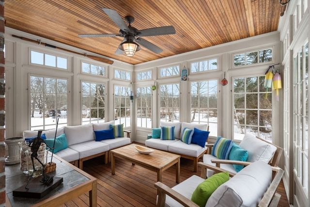 10 Brookside Farm Ln, Sudbury, MA 01776