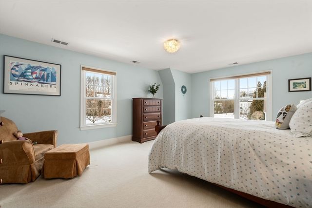 10 Brookside Farm Ln, Sudbury, MA 01776