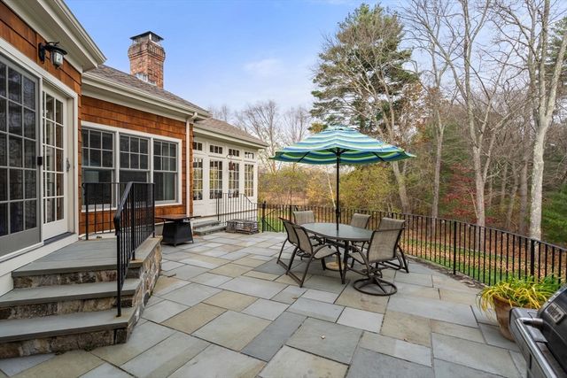 10 Brookside Farm Ln, Sudbury, MA 01776