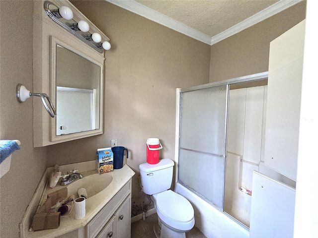 2101 W Houston Street, Jasper, TX 75951