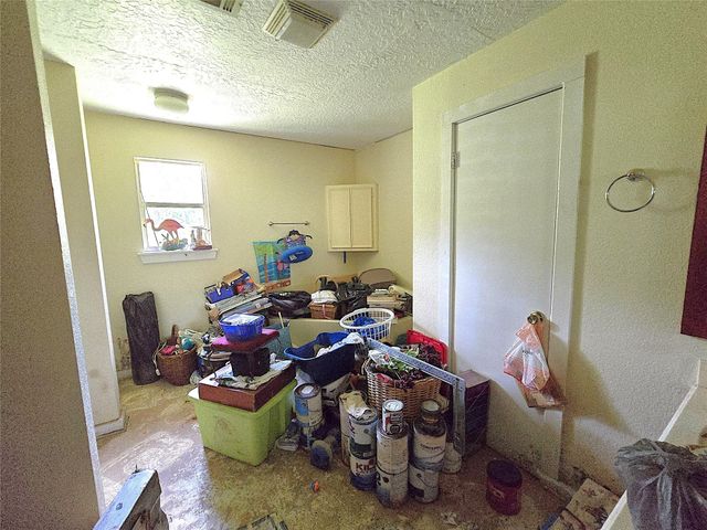 2101 W Houston Street, Jasper, TX 75951