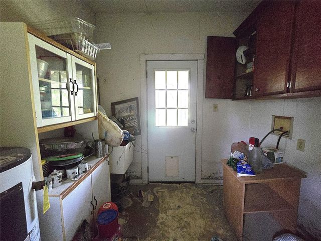 2101 W Houston Street, Jasper, TX 75951