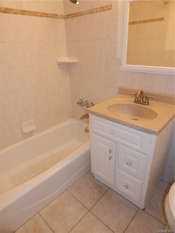 414 Benedict Avenue 1D, Tarrytown, NY 10591