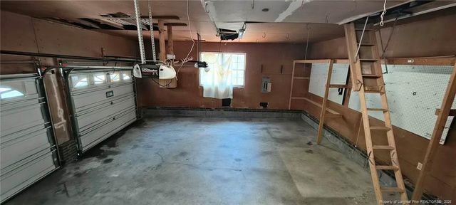 6318 Stoney Point Loop, Fayetteville, NC 28306