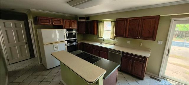 6318 Stoney Point Loop, Fayetteville, NC 28306