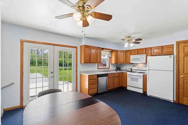 2703 11th Street, Winthrop Harbor, IL 60096