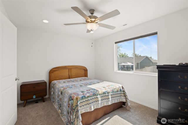 928 N Washington Court, Moses Lake, WA 98837