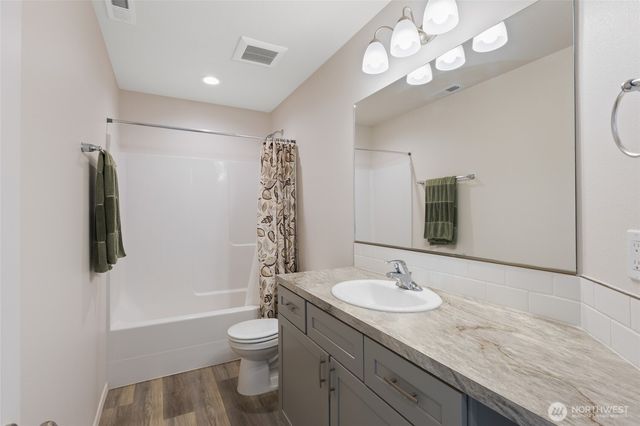 928 N Washington Court, Moses Lake, WA 98837
