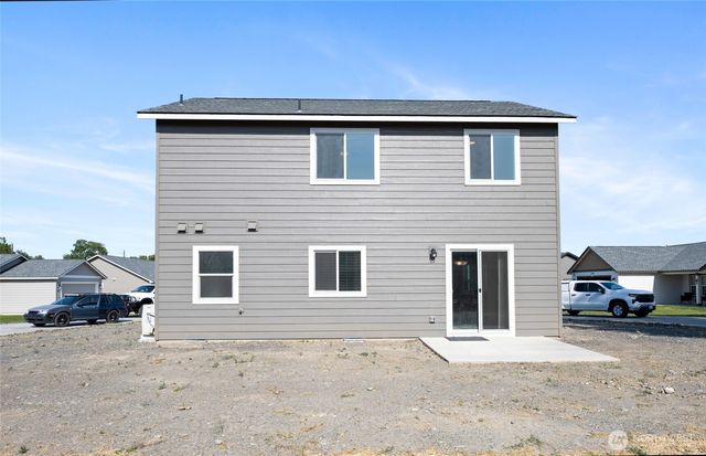 928 N Washington Court, Moses Lake, WA 98837