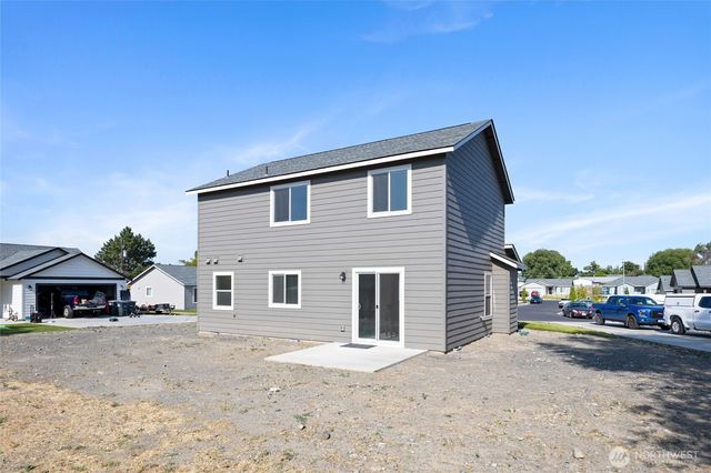 928 N Washington Court, Moses Lake, WA 98837